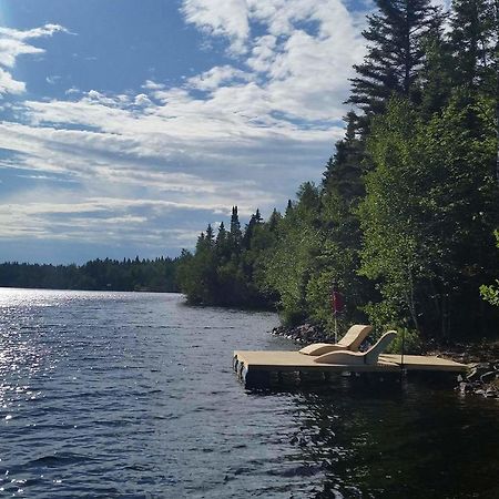 Residence Touristique Lodge Des Bois Saint-Félix-d'Otis Екстериор снимка