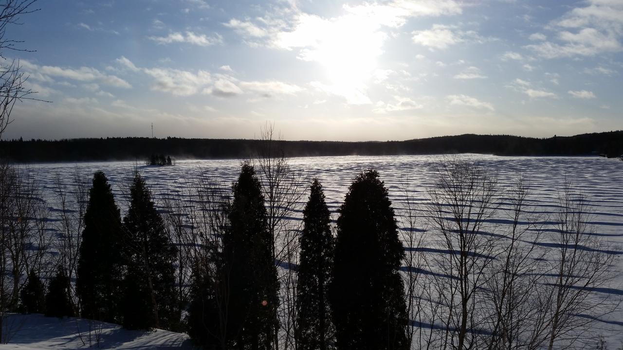 Residence Touristique Lodge Des Bois Saint-Félix-d'Otis Екстериор снимка